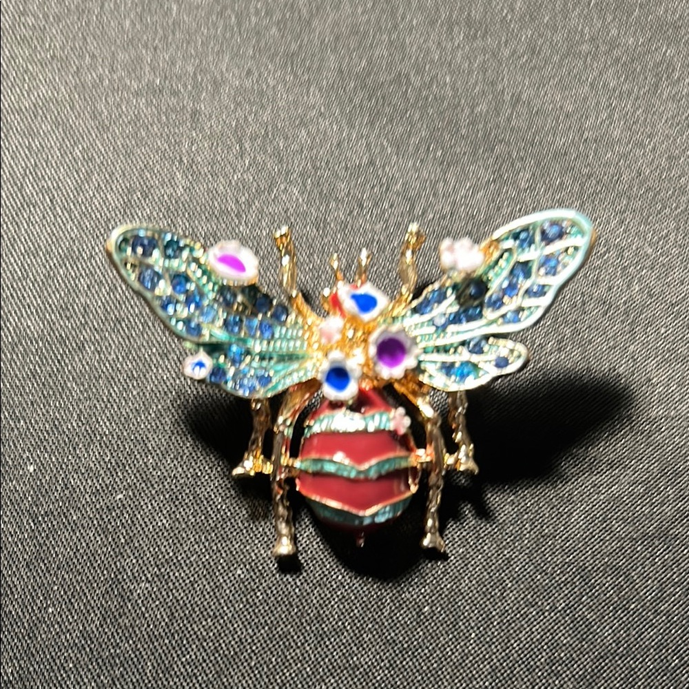New Floral Bee brooch